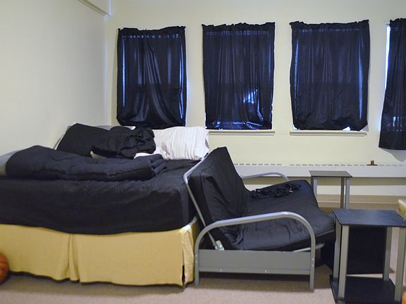 2nd image of 1050 Hancock St APT C6