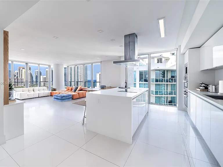 300 Sunny Isles Blvd #4-1901 — Photo 8