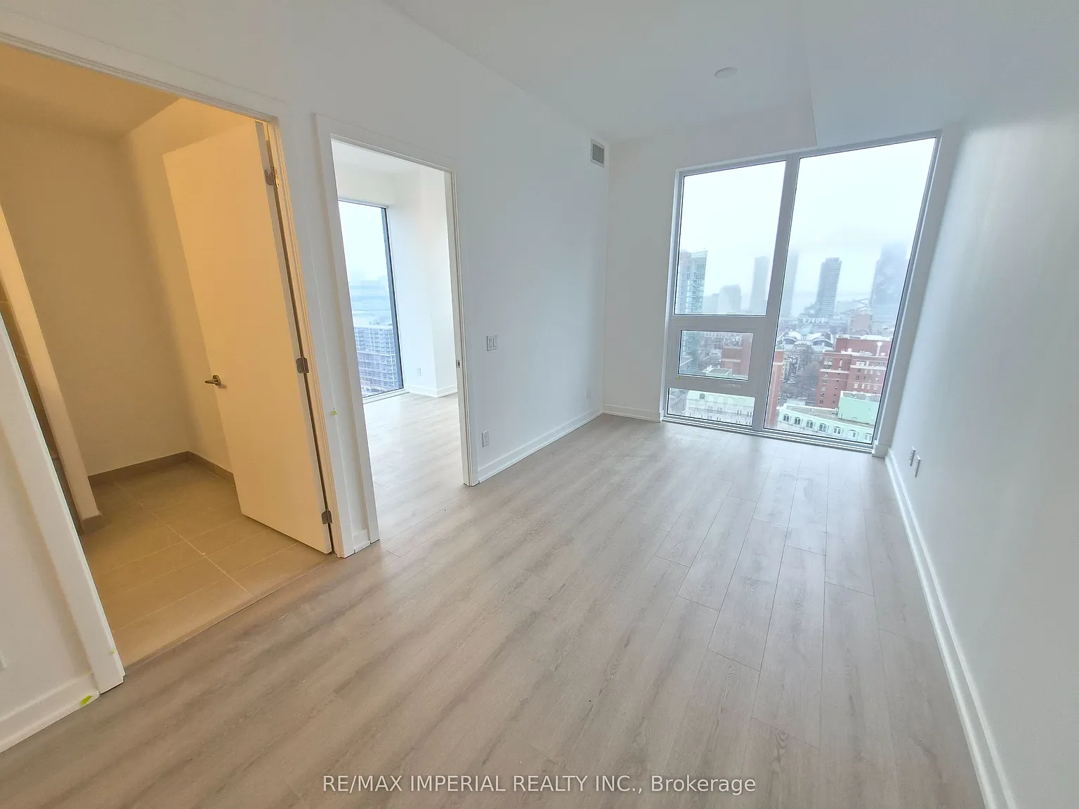 2 bed, $3,000 — Photo 2