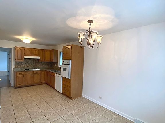 5th image of 2440 Nona St
