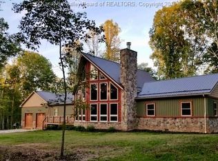 2130 Jones Rdg, Gandeeville, WV 25243