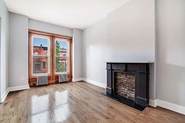 Rented by Compass | media 2