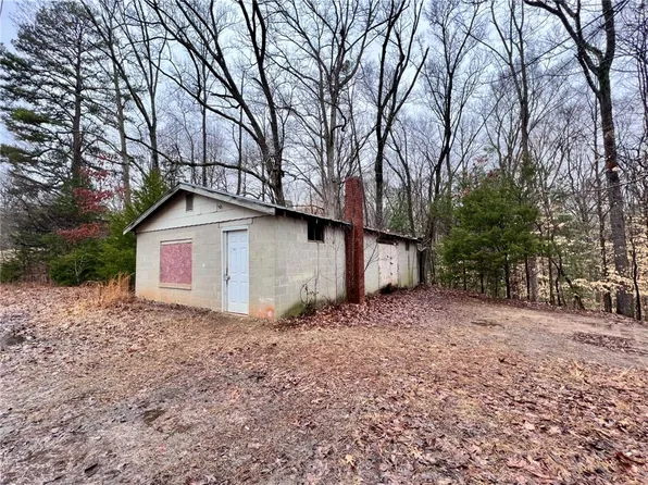 1480 Fountain Inn Rd, Woodruff, SC 29388