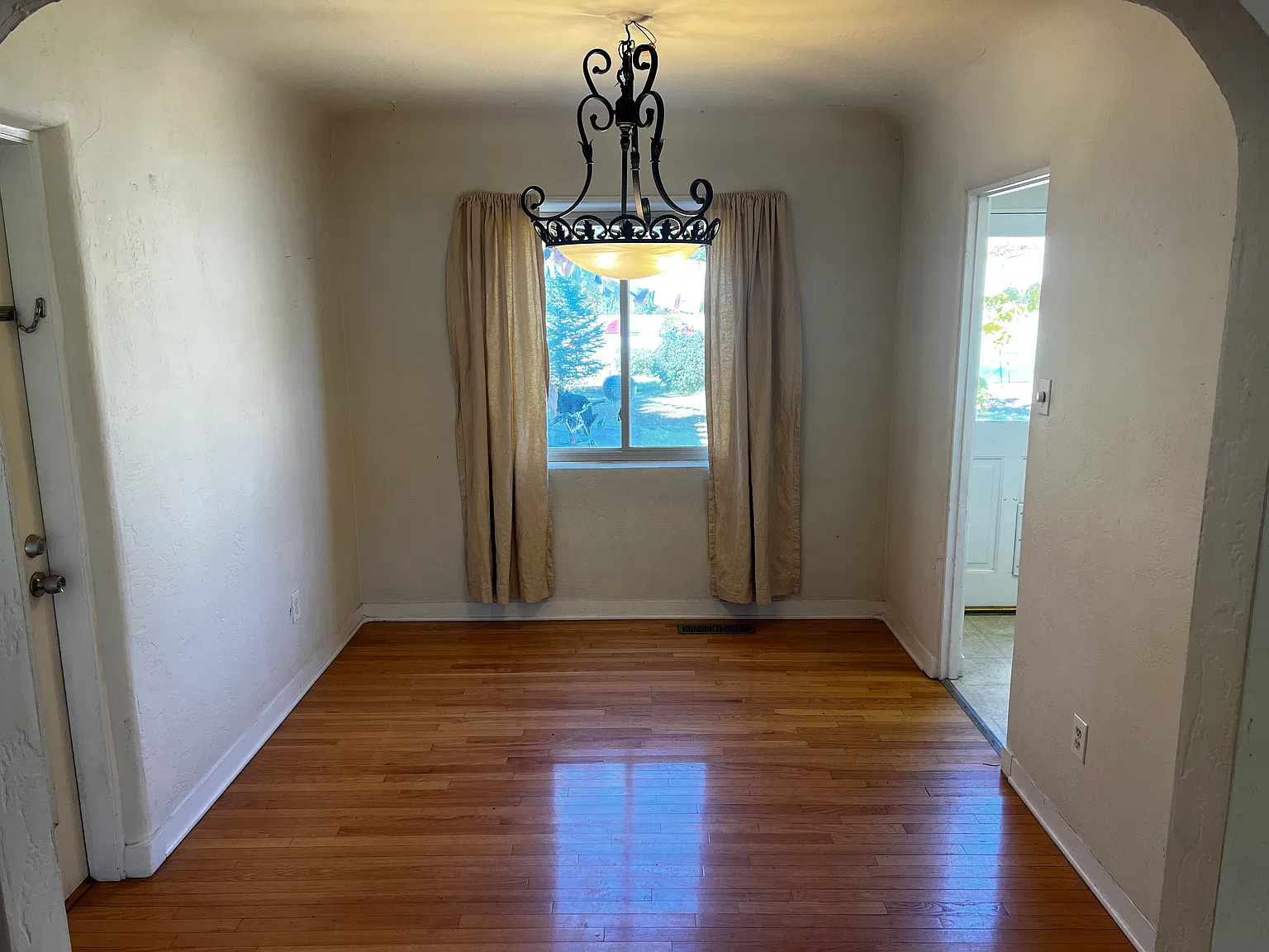 4145 Marble Ave NE — Photo 4