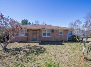 214 Sherwood Dr, Belton, SC 29627