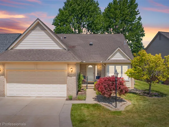 52505 Westcreek Dr, Macomb, MI 48042