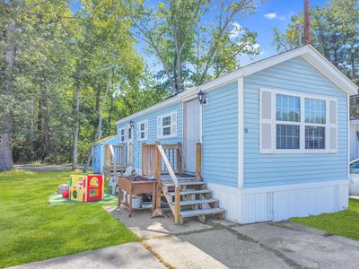12 Friendship Drive, Salem, NH, 03079