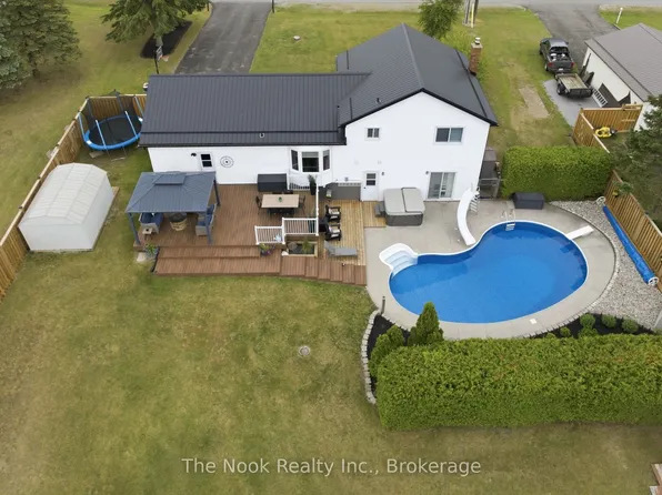 243 Corbett Dr, Kawartha Lakes, ON L0A 1K0
