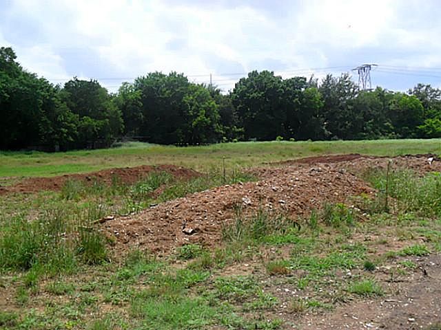 1st image of 3115 Jessie Bell Ln