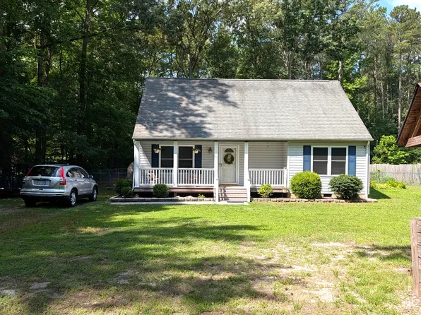 5212 Hickory Fork Rd, Gloucester, VA 23061
