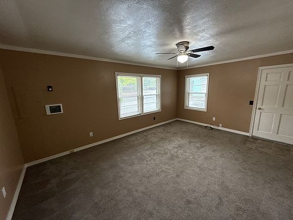 5th image of 465 Madrona Ave SE