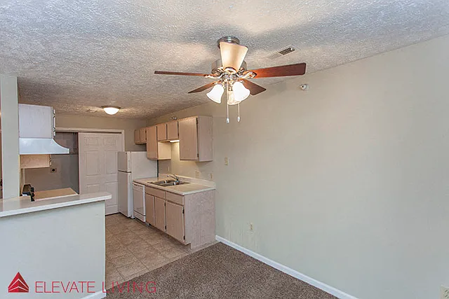 Parkview Apartments — Photo 24