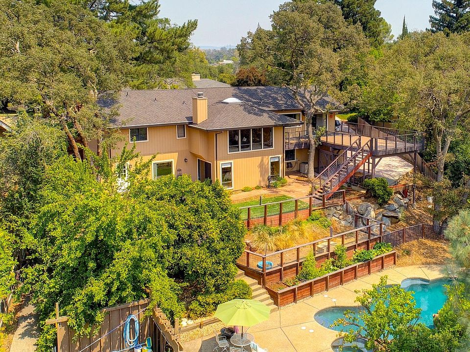 1st image of 9854 Oakplace E