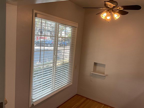 2nd image of 1415 26th St APT 3