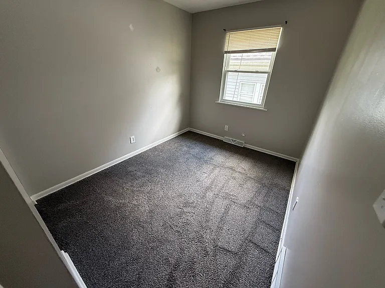 1791 Manchester Rd #1 — Photo 7