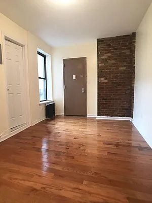 Rented by BRICK & GALO REALTY CORP | media 4