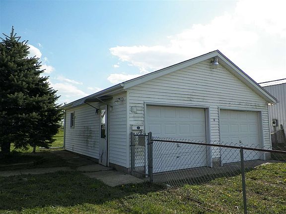 4th image of 12401 S County Road 200 E