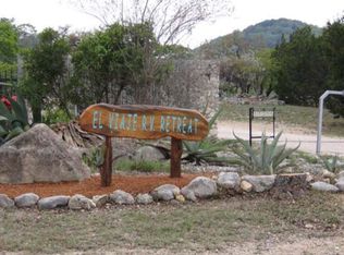 17185 Highway 16 N, Bigfoot, TX 78005