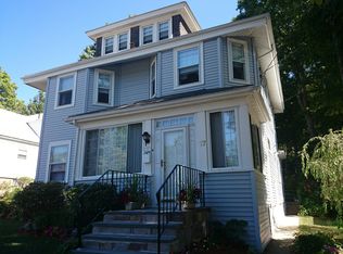 17 Church St, West Roxbury, MA 02132