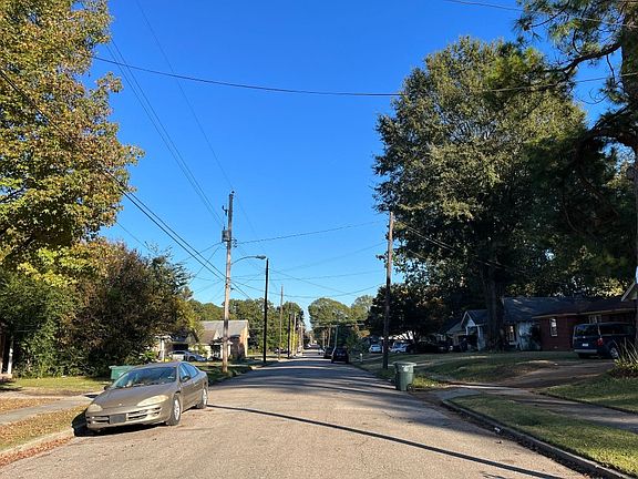 5th image of 3323 Coleman Ave
