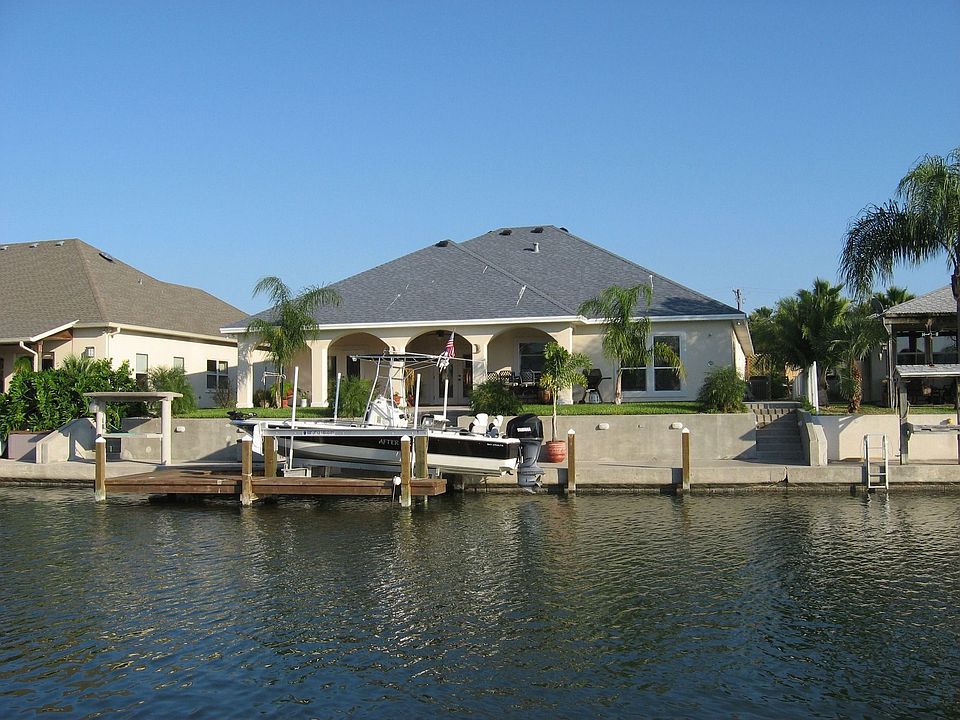 Fabulous waterfront home!