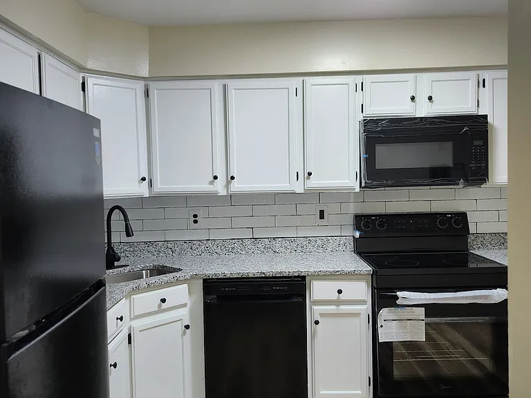 8708 Devon Hills Dr — Photo 7