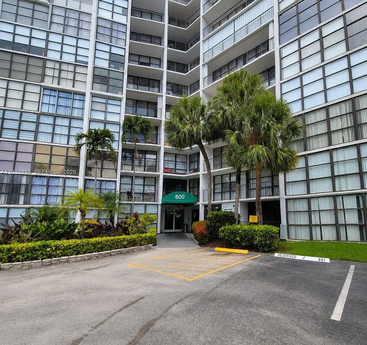 Oceanview Park Condo — Photo 1