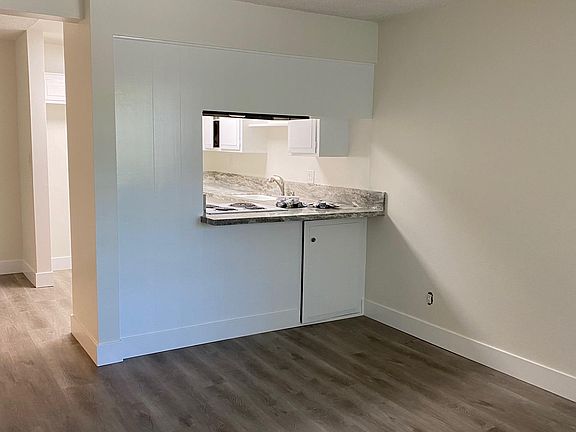 3rd image of 3546 Del Amo Blvd #11