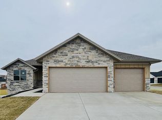 907 S Silverwood Lane, Nixa, MO 65714