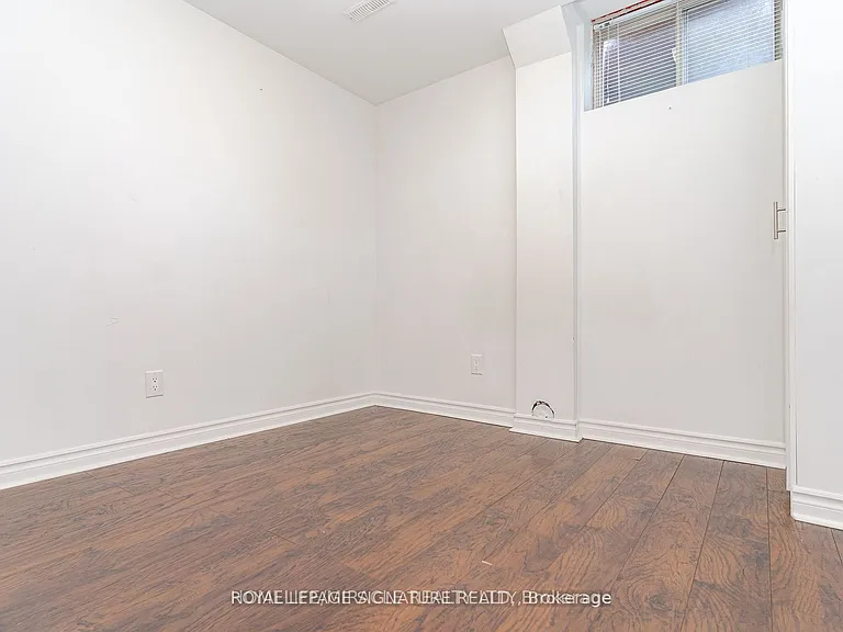1 Muscadel Rd #BASEMENT — Photo 8