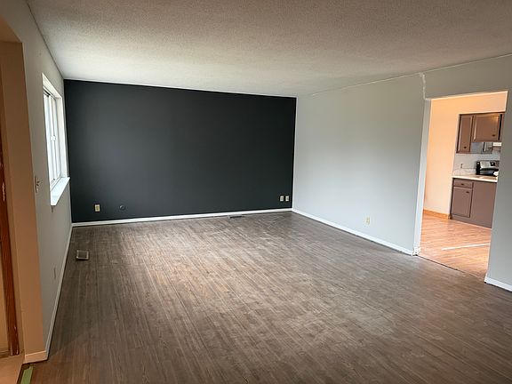 4th image of 915 W Shenandoah Dr #915