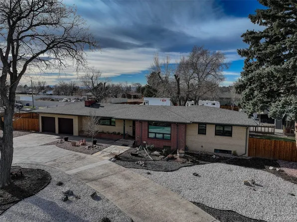 1313 Laredo Street, Aurora, CO 80011