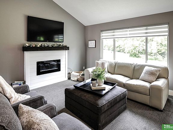 5th image of 20158 Miami Cir
