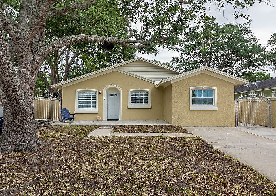 1st image of 1813 Palm Way
