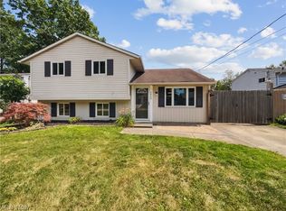 5929 Rosebelle Ave, North Ridgeville, OH 44039