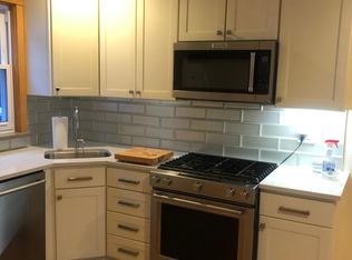 4766 N Keystone Ave FLOOR 2, Chicago, IL 60630