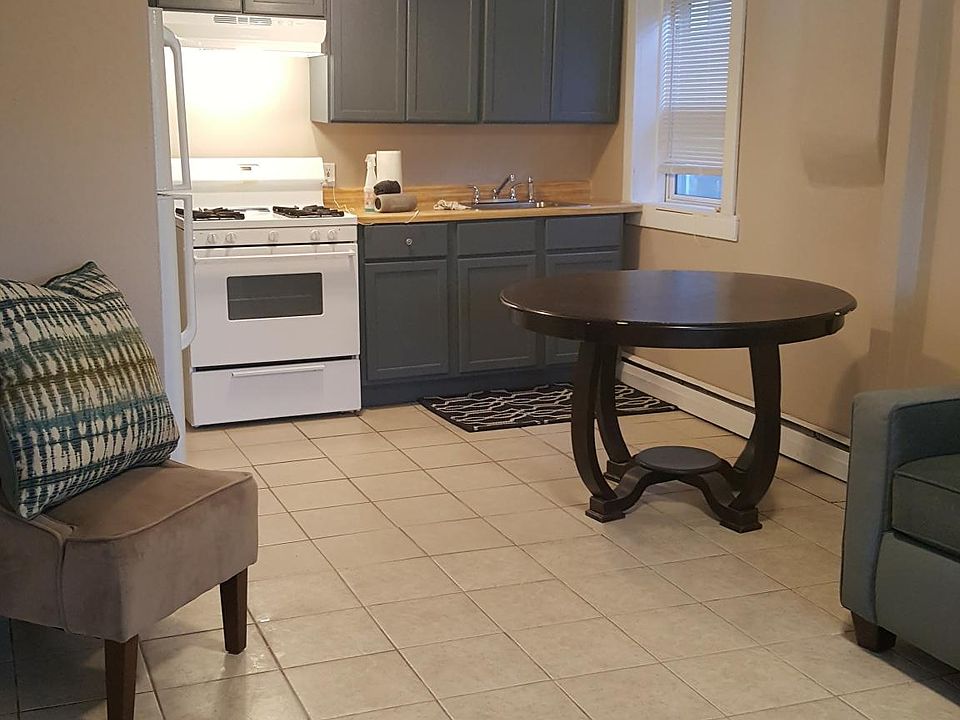 1st image of 5538 W Drummond Pl