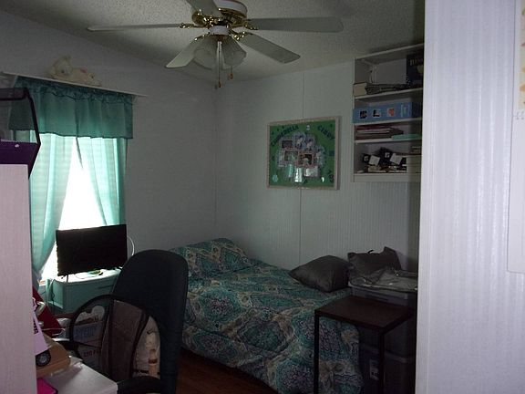 5th image of 33121 Dockside Ln #142