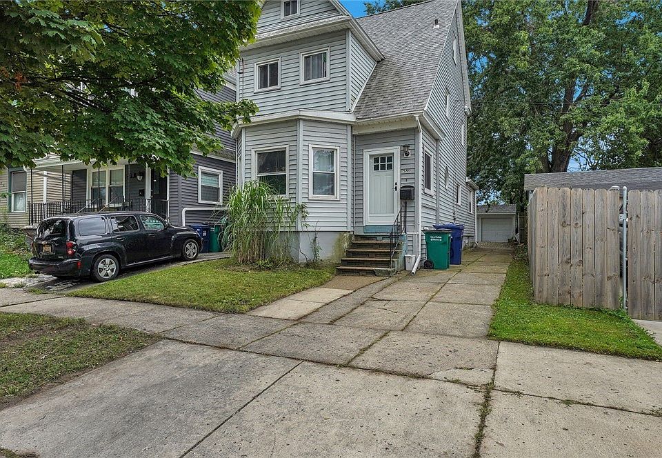 1st image of 580 Plymouth Ave
