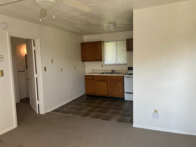 1416 Moorman Ave NW #D — Photo 3