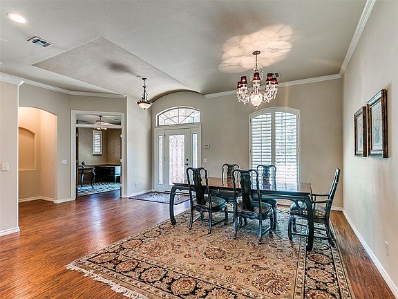 3rd image of 3000 Meriweather Rd