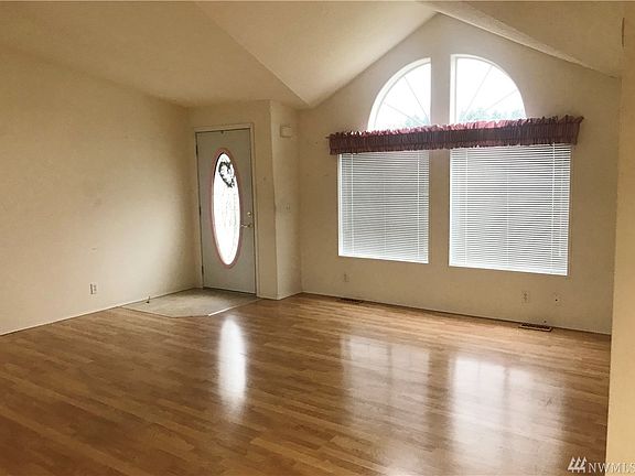 3rd image of 1918 Harrison Ave Unit 53