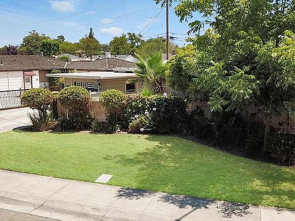 2nd image of 1224 Oxford Way