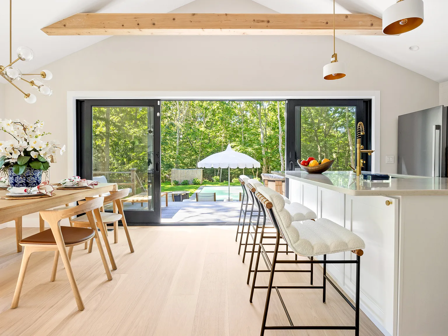 Brand-New East Hampton Cottage — Photo 3
