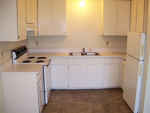 4th image of 1504 E Beacon Ave APT 13