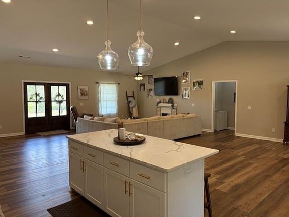 5th image of 20648 Old Salt Rd