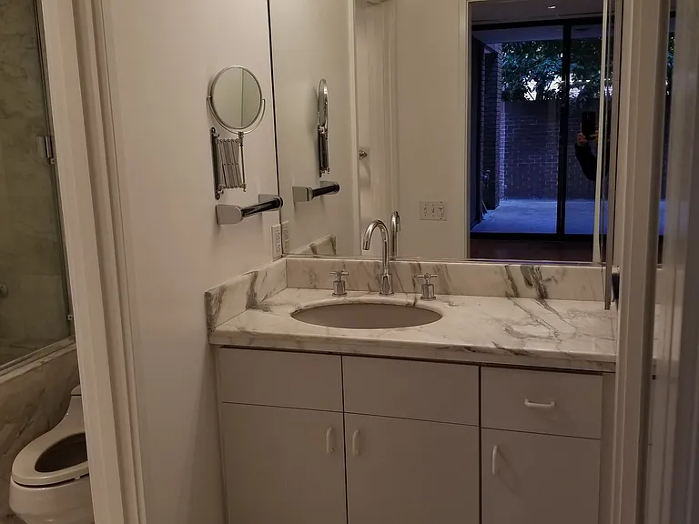 640 Davis St #49 — Photo 8