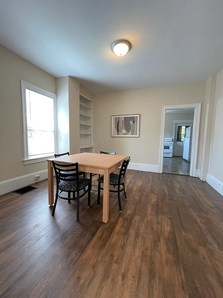 511 8th Avenue - 1 — Photo 3