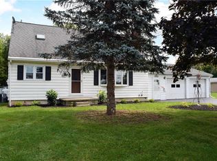 3515 Randall Rd, Ransomville, NY 14131