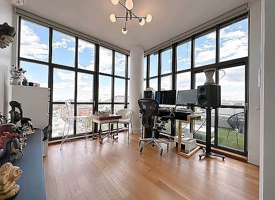 1st image of 606 Franklin Ave #704